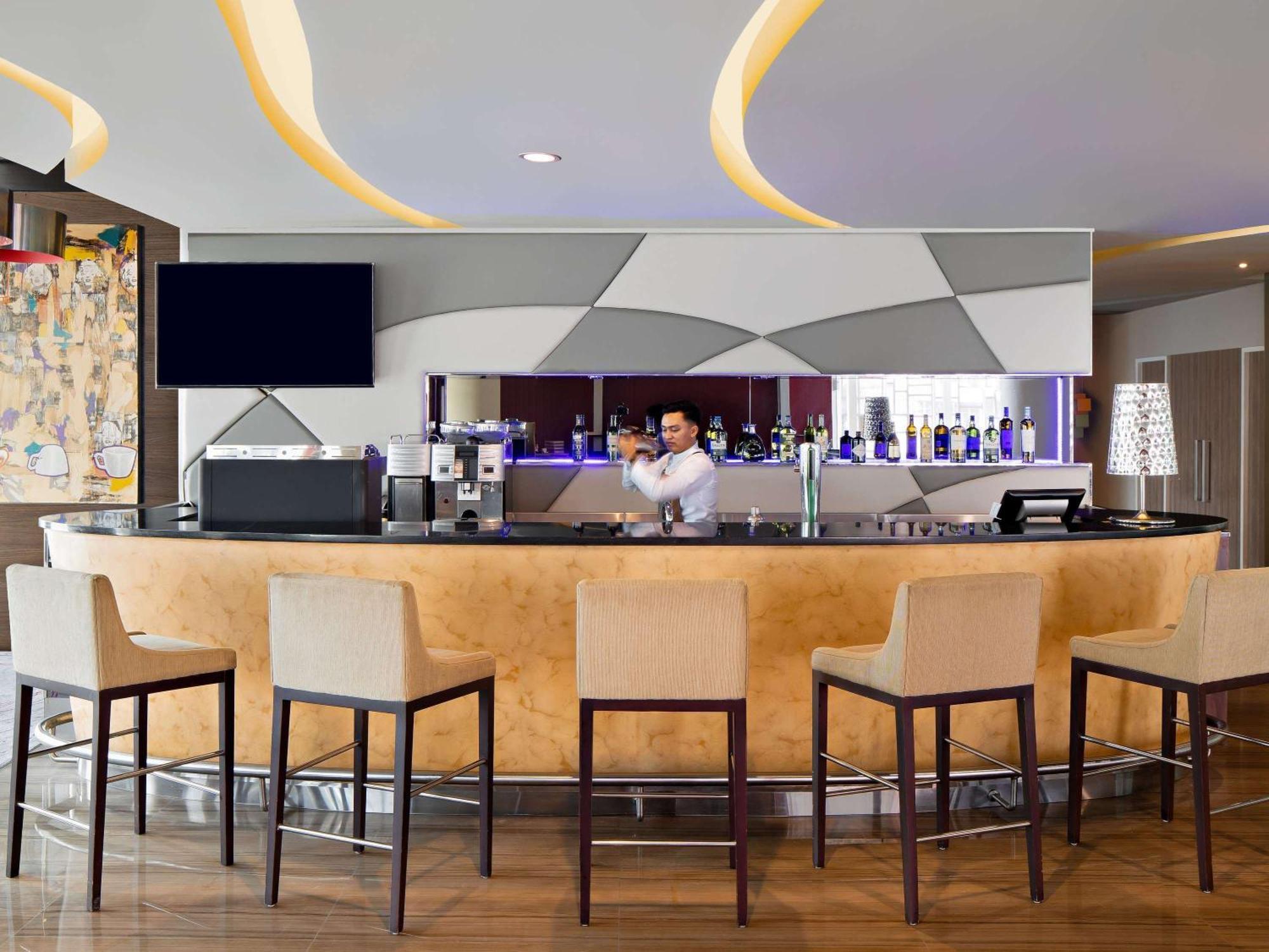 Novotel Gajah Mada 4*
