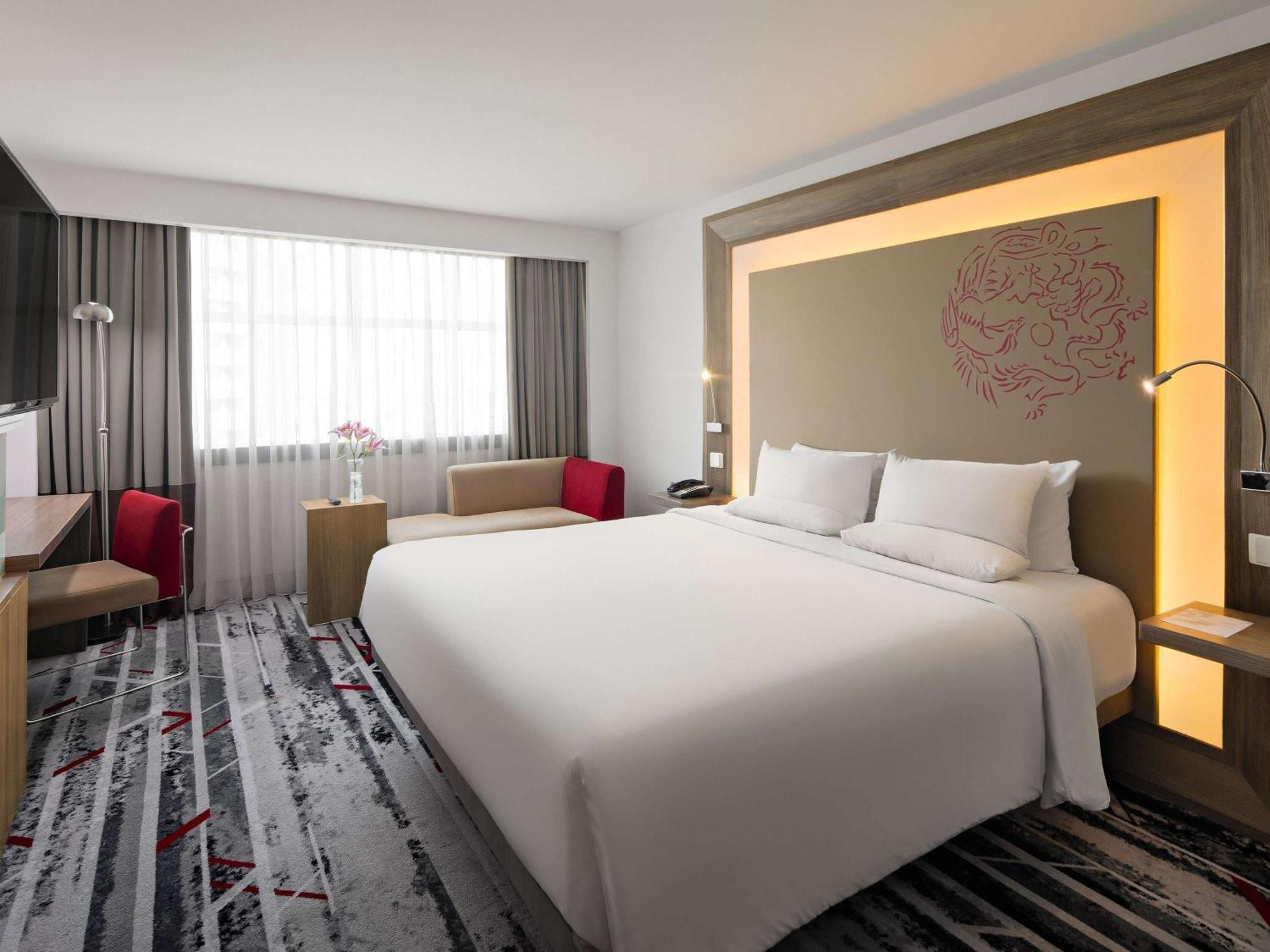 Novotel Gajah Mada 4*
