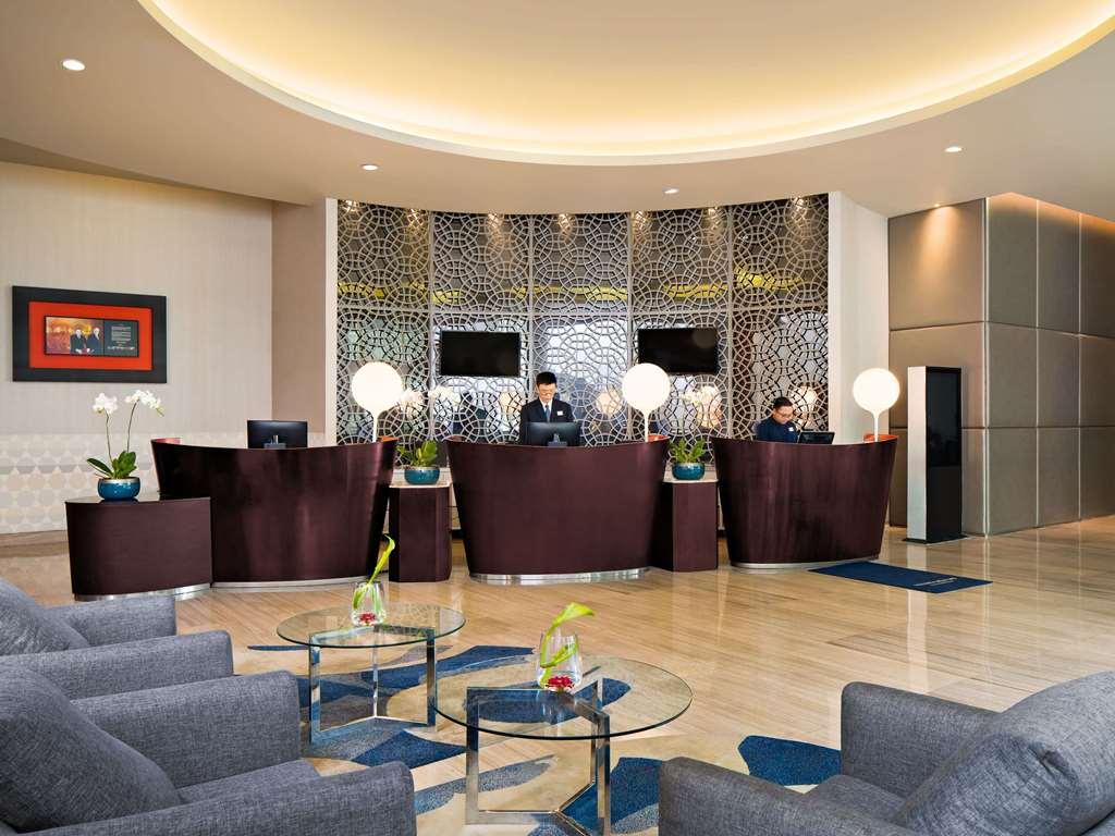 Hotel Novotel Gajah Mada 4*